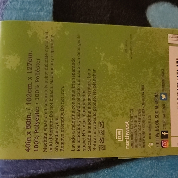 Disney Stitch Silky Soft Throw Blanket Character New 40x50 - Picture 5 of 6